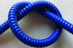 Durite silicone droite FLEX ( avec spirale métallique noyé à l'intérieur ) . Très flexible, résiste aux fortes pressions - Couleur bleu